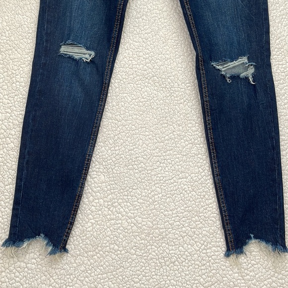 Bershka Women’s Jeans. SZ: 10 - Picture 3 of 11